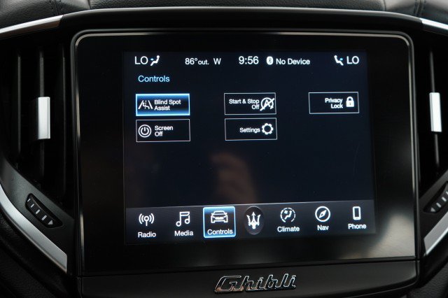 Used 2019 Maserati Ghibli S Q4 AWD/4WD image 32
