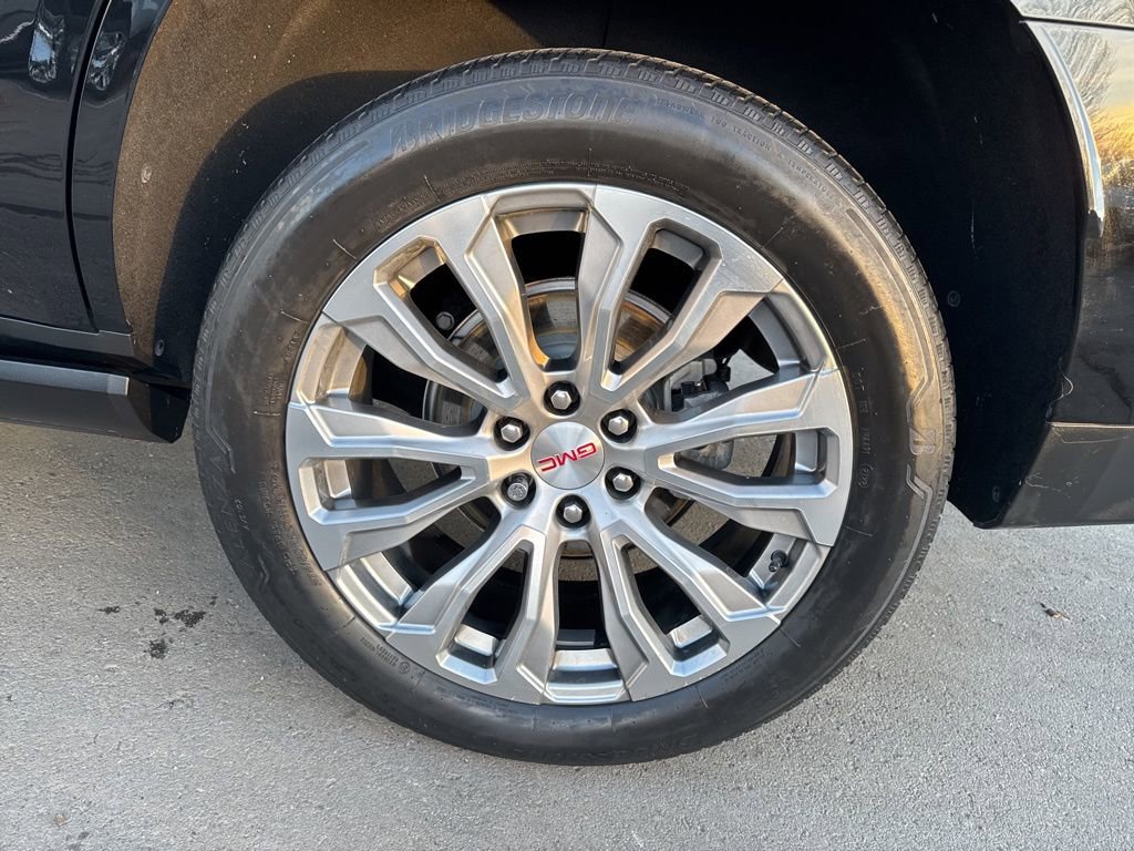 Used 2022 GMC Yukon Denali image 34