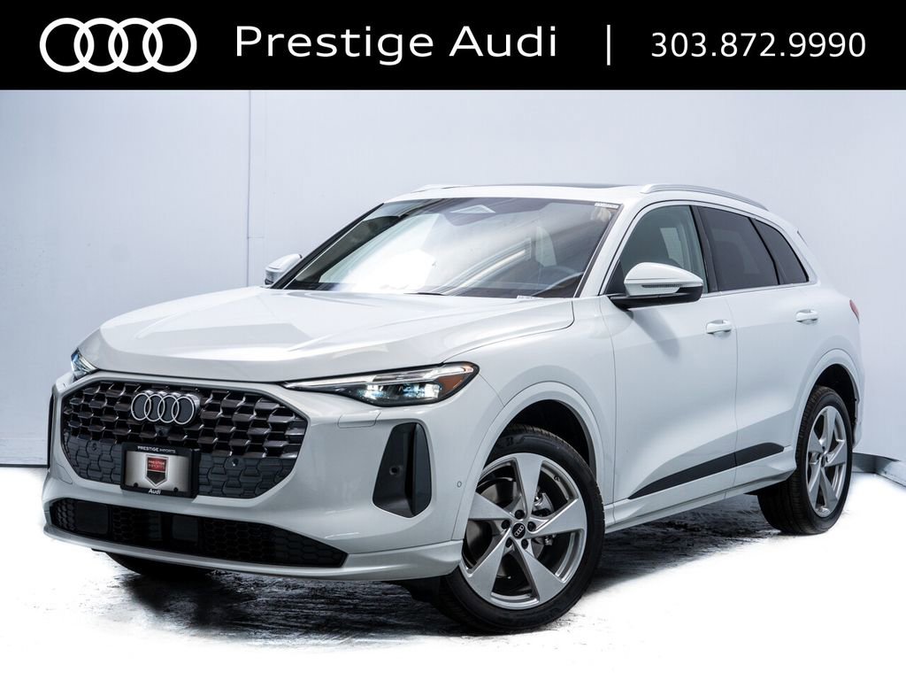 Used 2025 Audi Q5 Premium Plus w/ Premium Plus AWD/4WD image 2