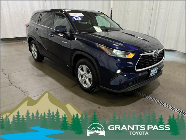 Certified 2021 Toyota Highlander LE