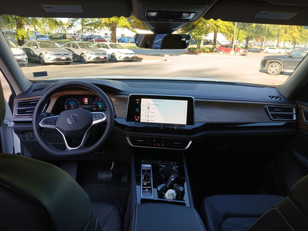 New 2026 Volkswagen Atlas SE image 12