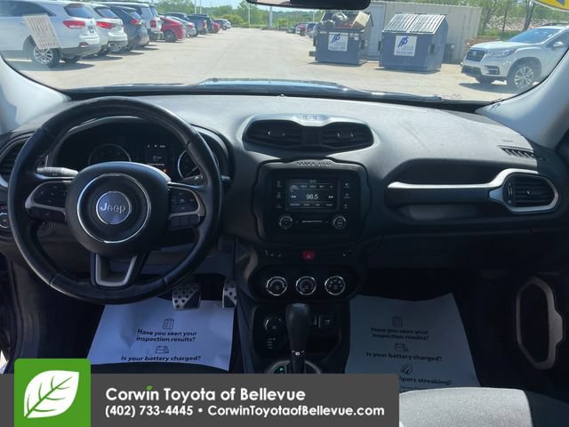 Used 2016 Jeep Renegade Latitude w/ Cold Weather Group AWD/4WD image 20