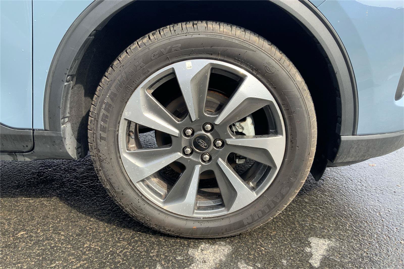 Used 2025 Ford Escape Platinum AWD/4WD image 26