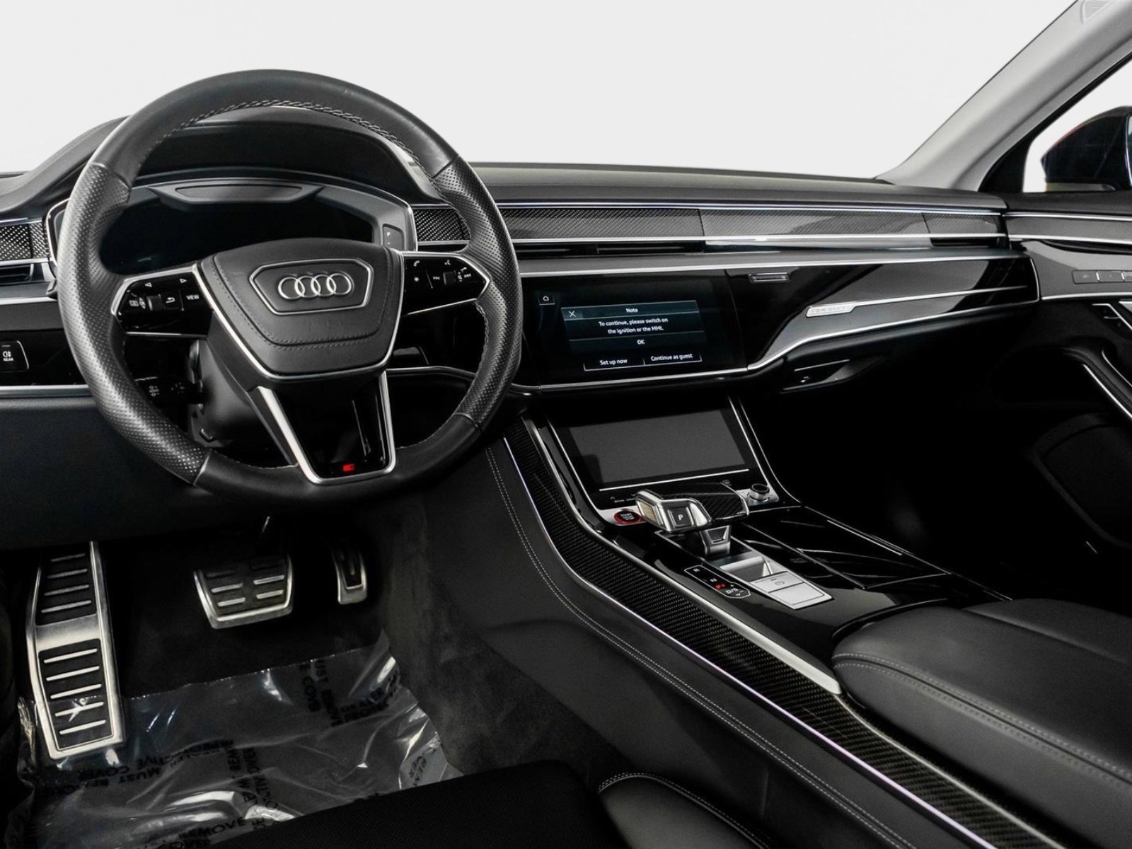 Used 2022 Audi S8 w/ S8 Executive Package image 2