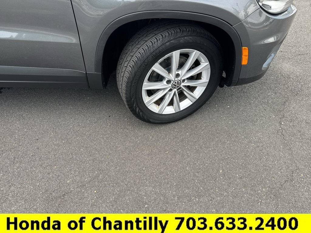 Used 2018 Volkswagen Tiguan Limited AWD/4WD image 33