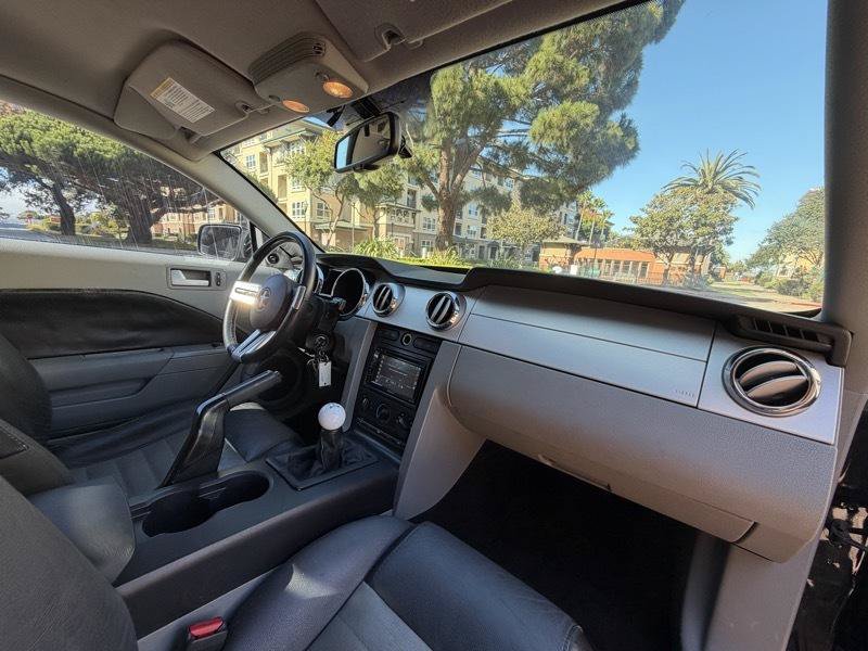 Used 2007 Ford Mustang GT Premium RWD image 35