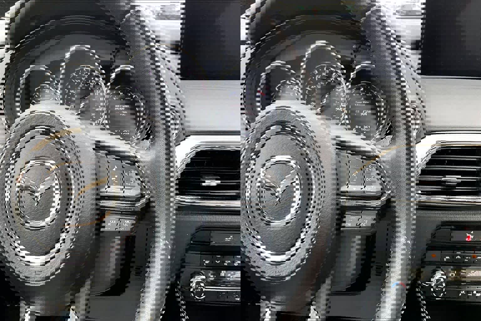 Used 2023 MAZDA CX-9 Touring image 25