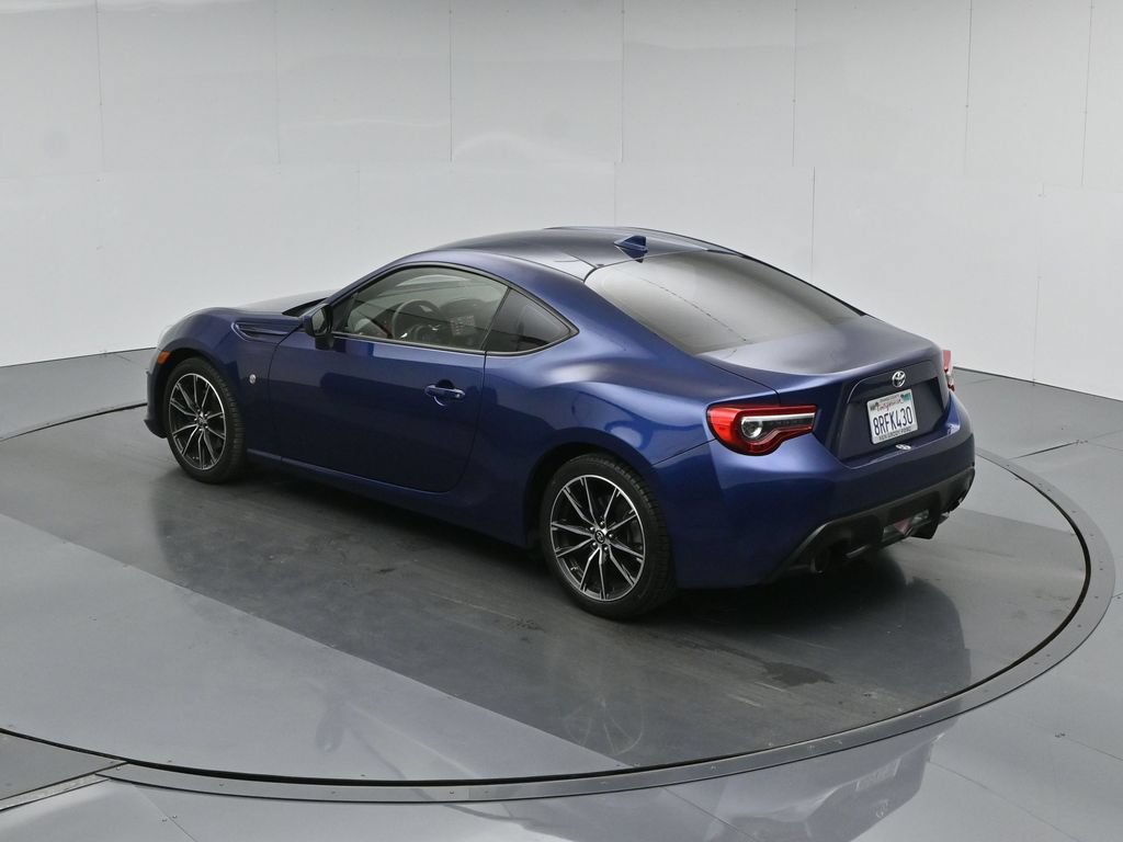 Used 2020 Toyota 86 RWD image 40