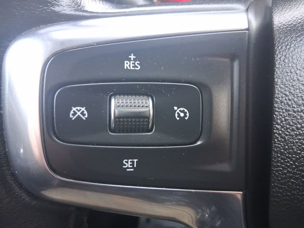 Used 2019 Chevrolet Blazer LT image 22