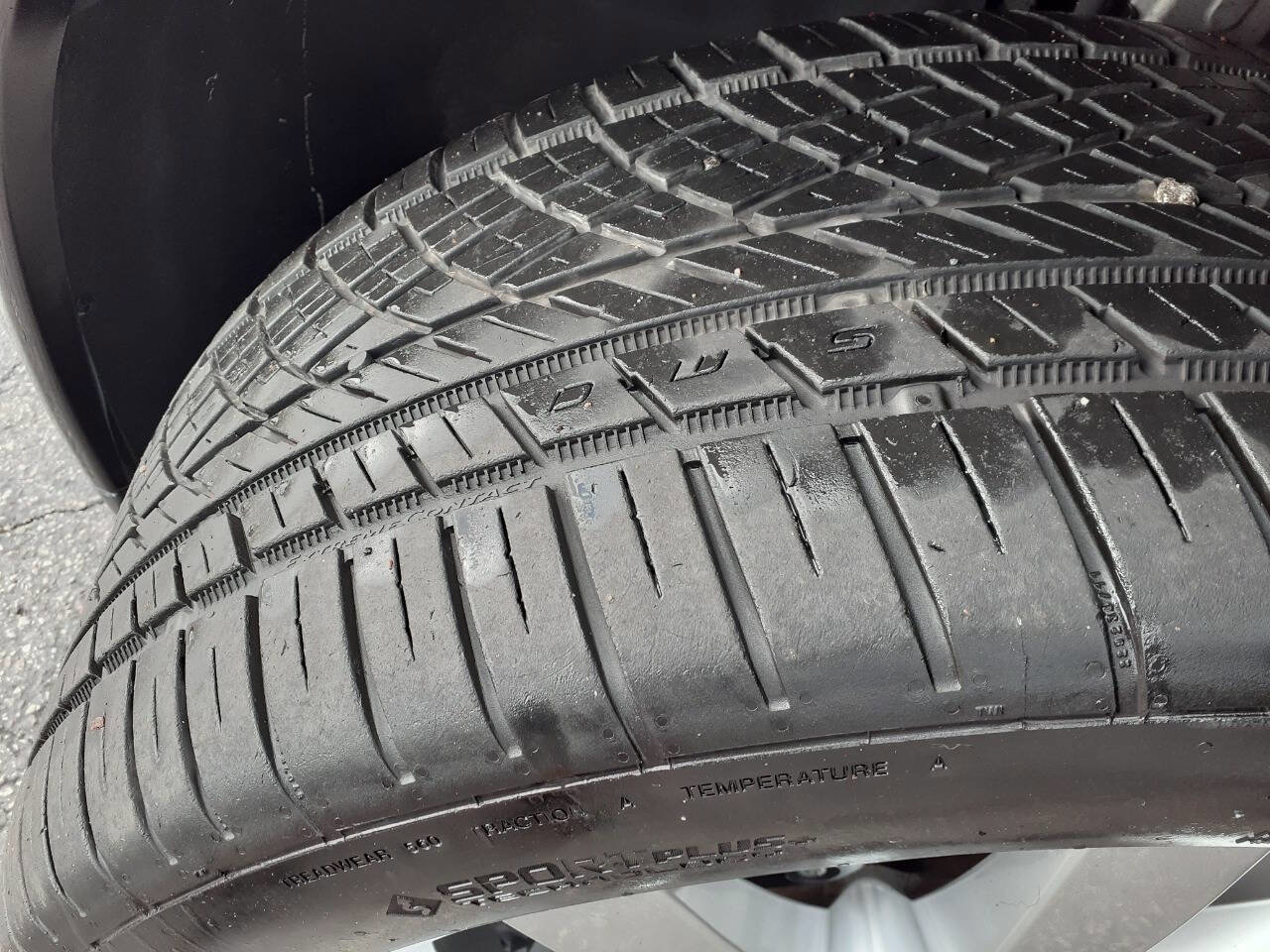 Used 2017 Porsche Cayenne Platinum Edition image 28