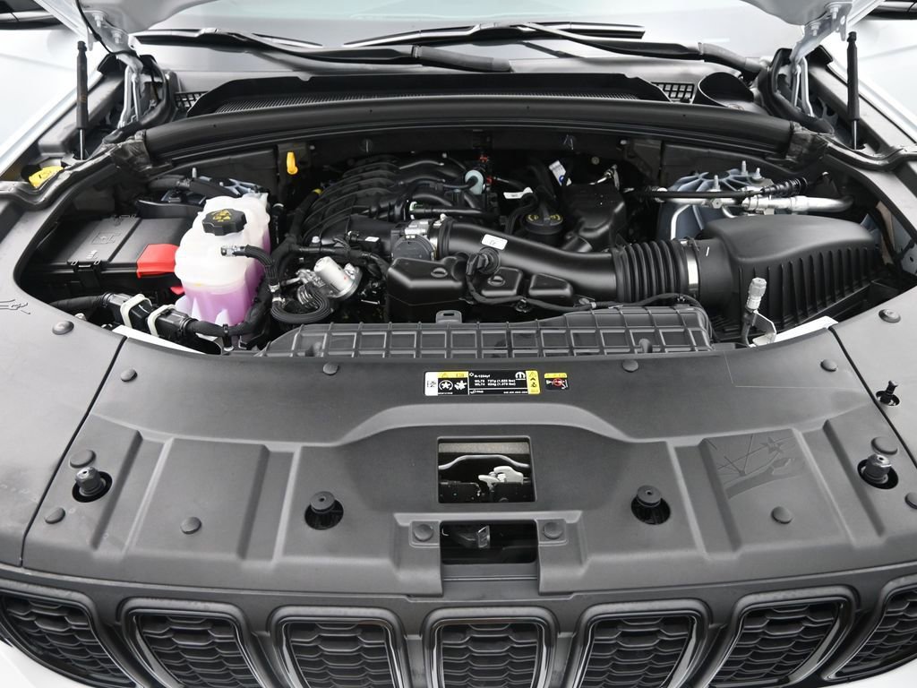 New 2025 Jeep Grand Cherokee L Limited image 24