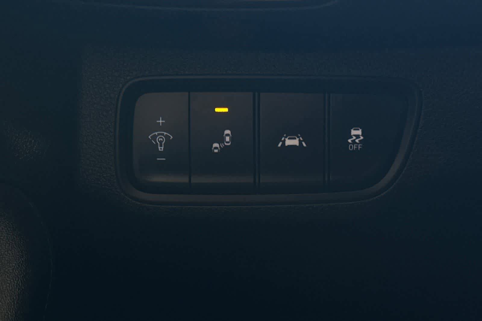 Used 2019 Hyundai Santa Fe SE FWD image 31