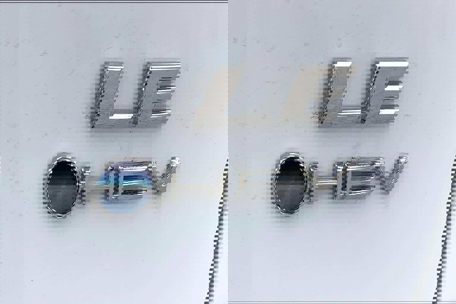 Used 2025 Toyota RAV4 LE image 10