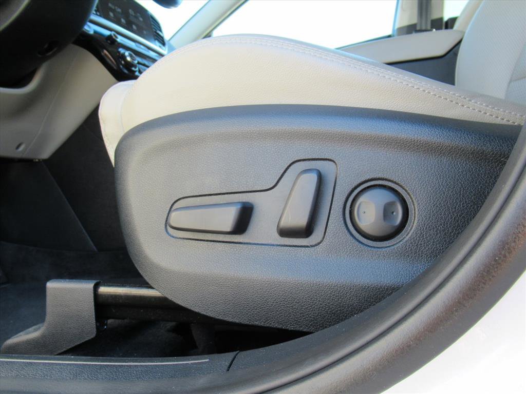 Used 2022 Kia Sportage EX image 17