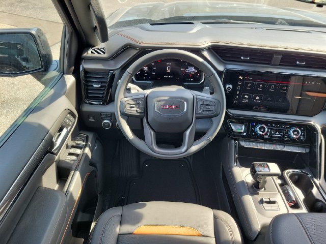 New 2026 GMC Sierra 1500 AT4 w/ AT4 Premium Package AWD/4WD image 8
