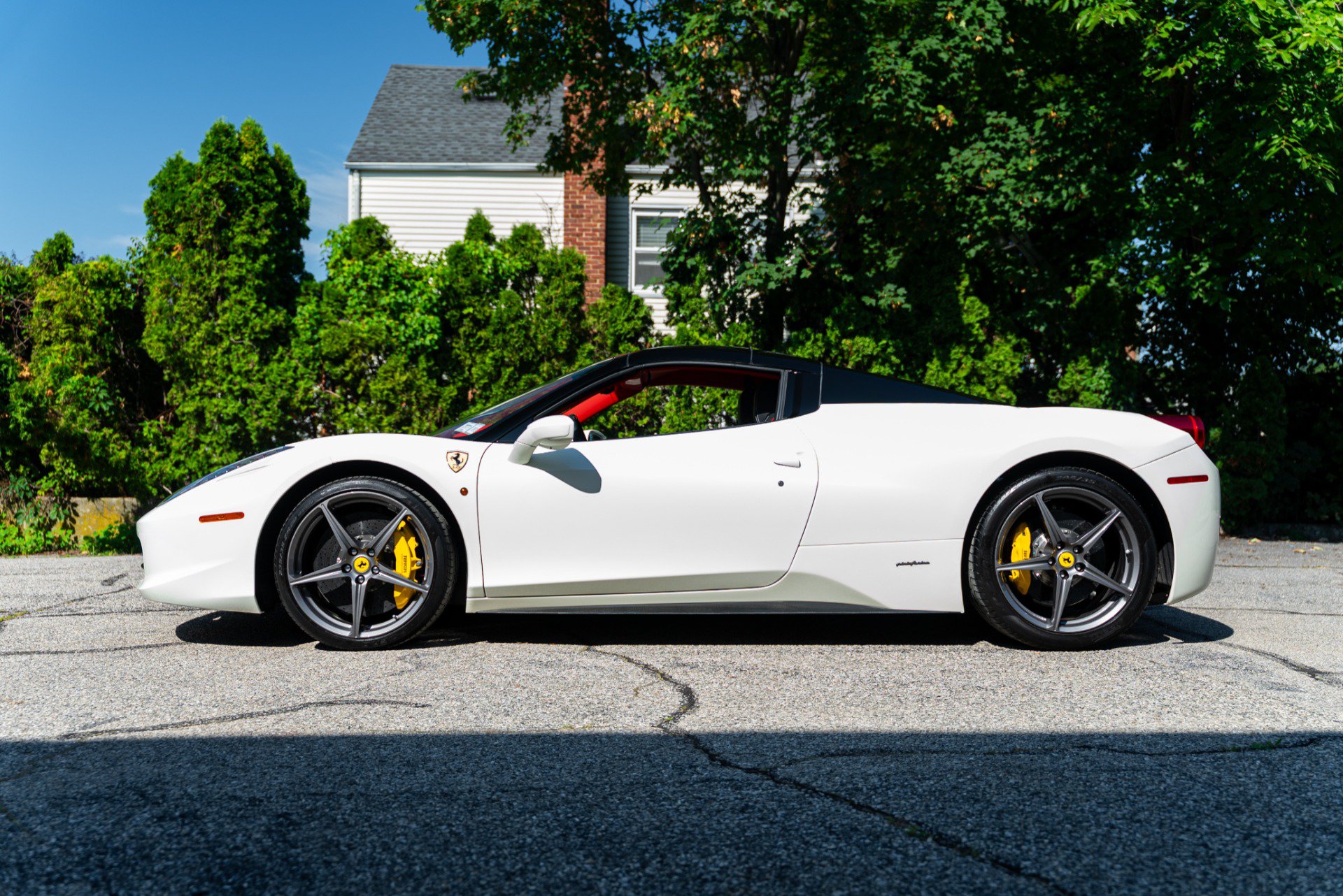 Used 2014 Ferrari 458 Spider RWD image 36
