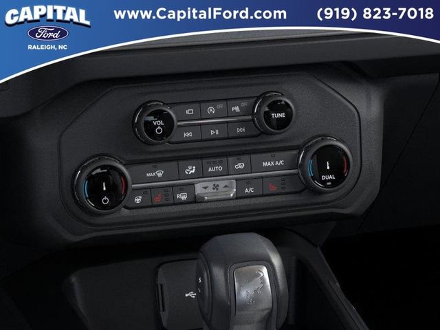 New 2025 Ford Bronco Outer Banks image 16