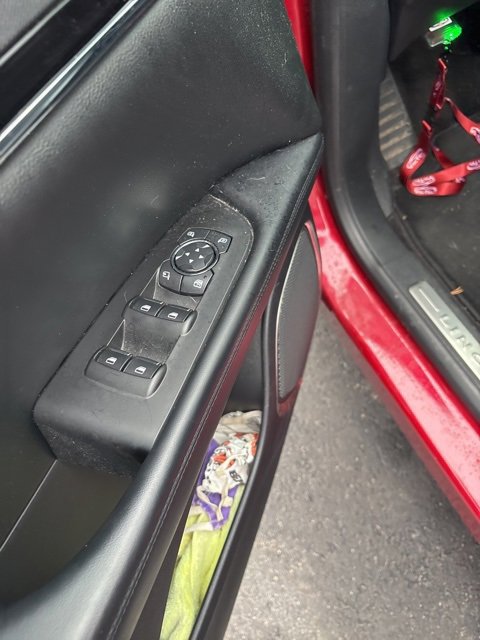 Used 2021 Lincoln Nautilus AWD image 10