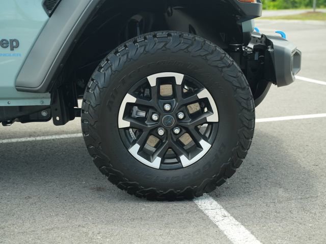 Used 2024 Jeep Wrangler Unlimited Rubicon 4xe w/ Convenience Group AWD/4WD image 50