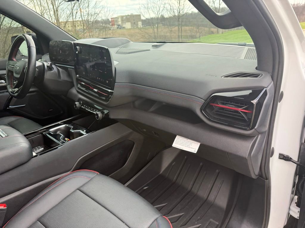 Used 2024 Chevrolet Silverado EV RST image 27