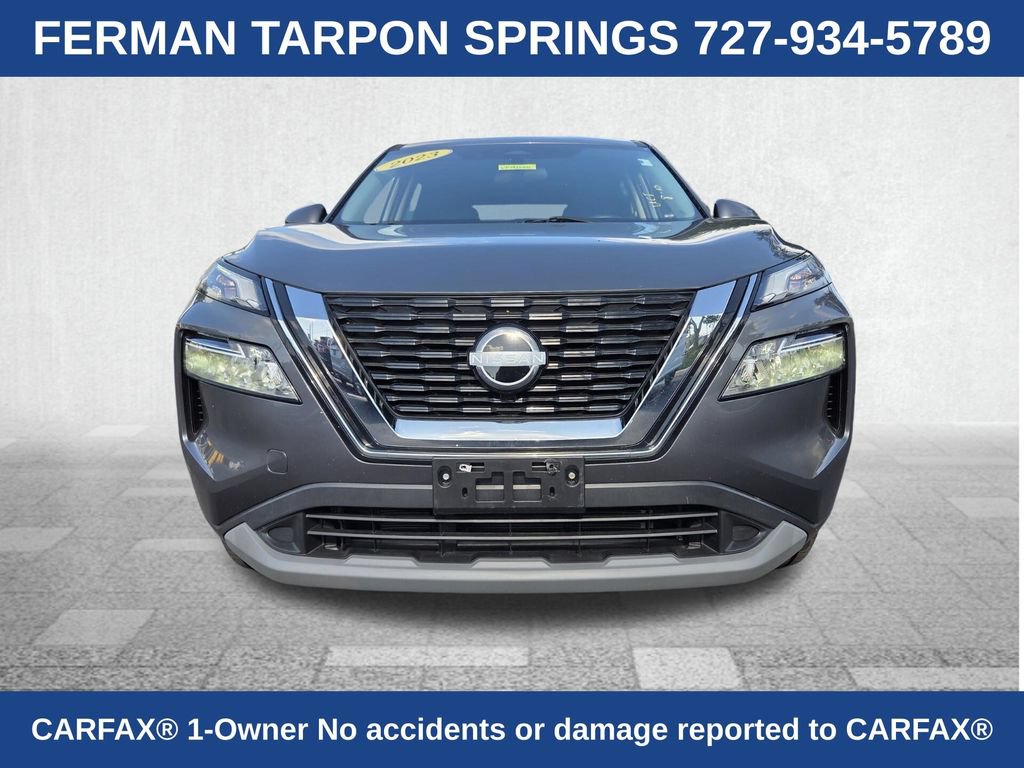 Used 2023 Nissan Rogue SV FWD image 2