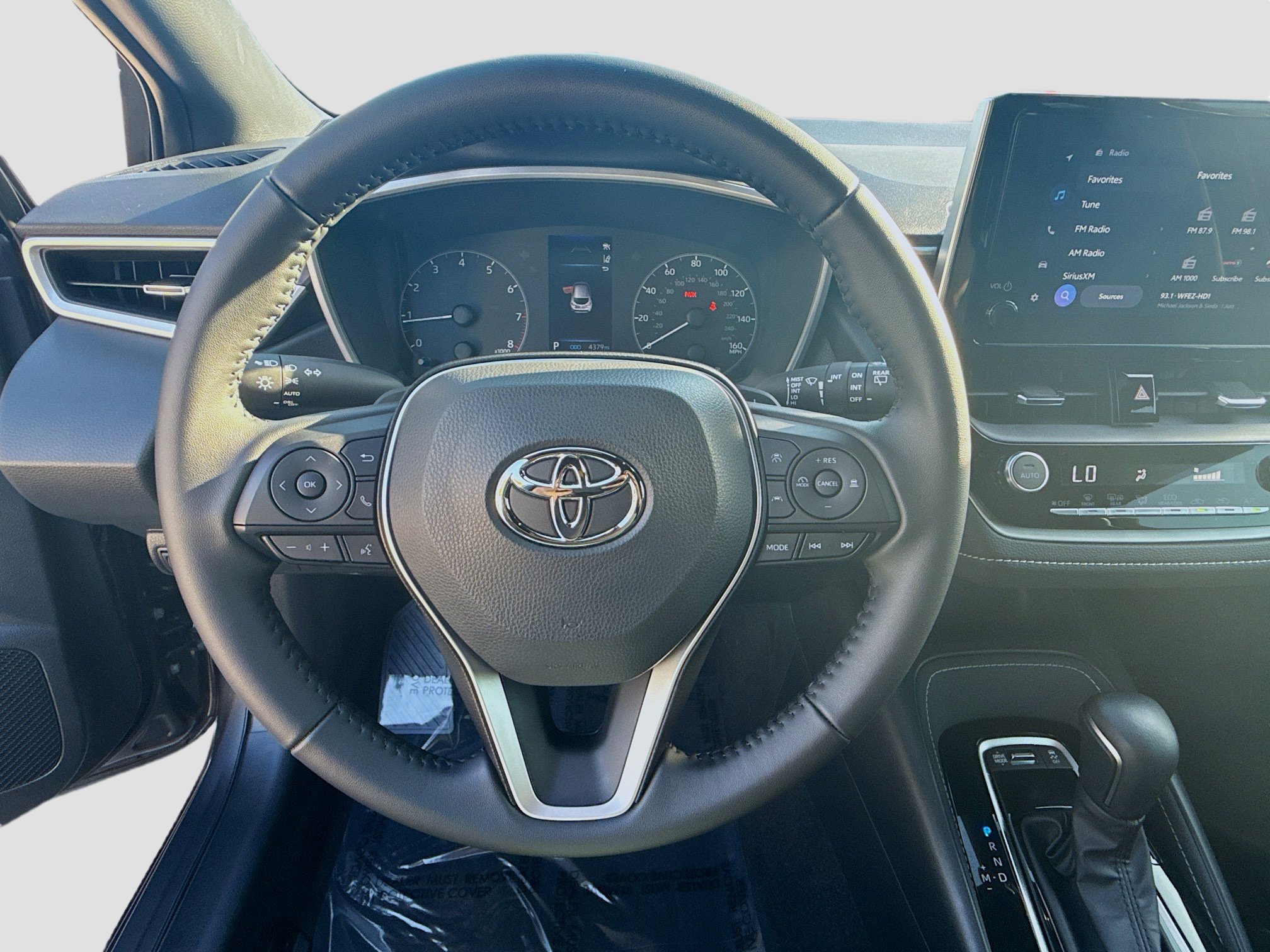 Used 2025 Toyota Corolla SE image 10