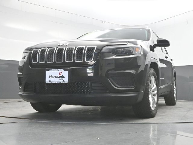 Used 2020 Jeep Cherokee Latitude FWD image 38