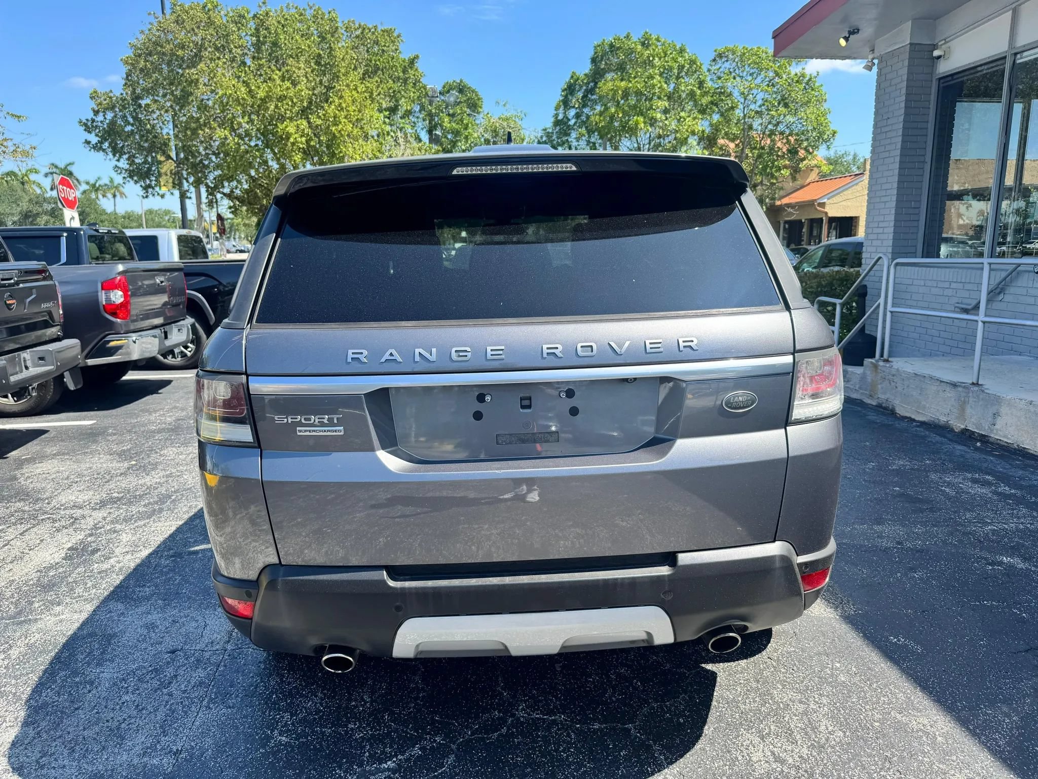 Used 2015 Land Rover Range Rover Sport Supercharged AWD/4WD image 7