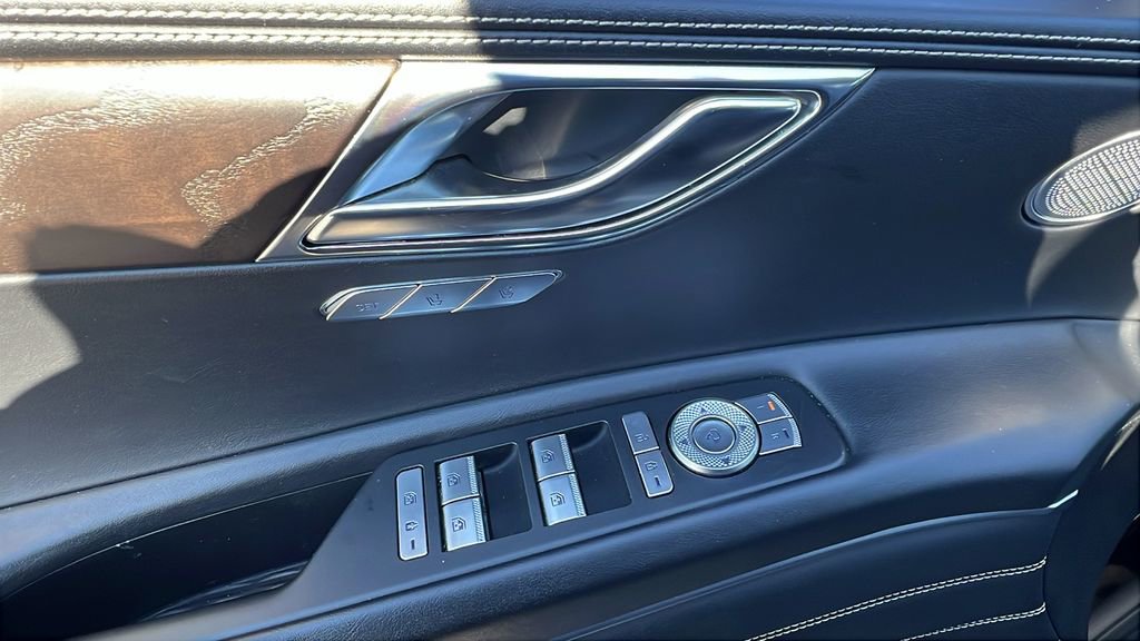 Used 2024 Genesis GV80 2.5T image 17