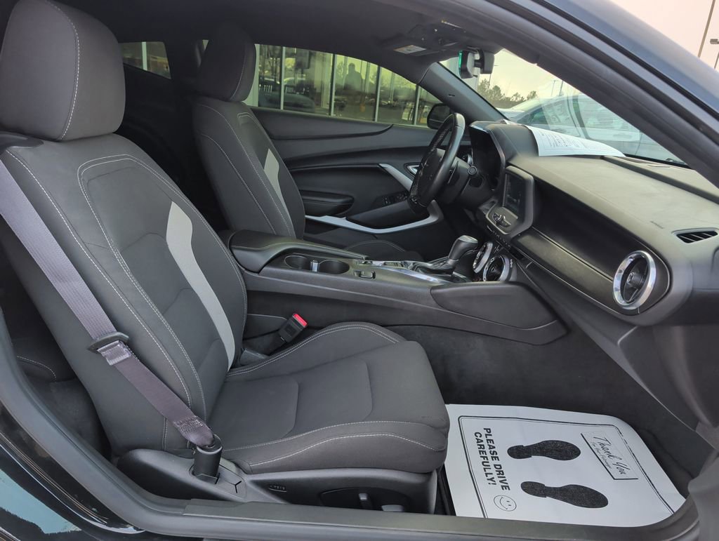 Used 2017 Chevrolet Camaro LT image 20