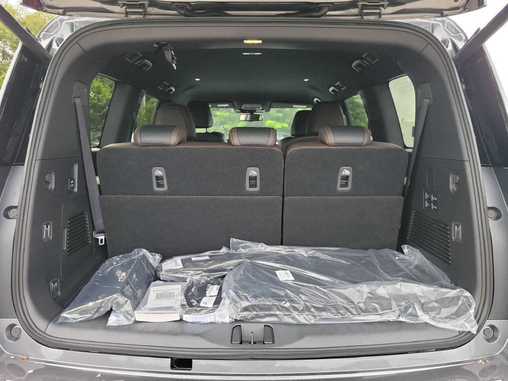 New 2026 Nissan Armada SL RWD image 8