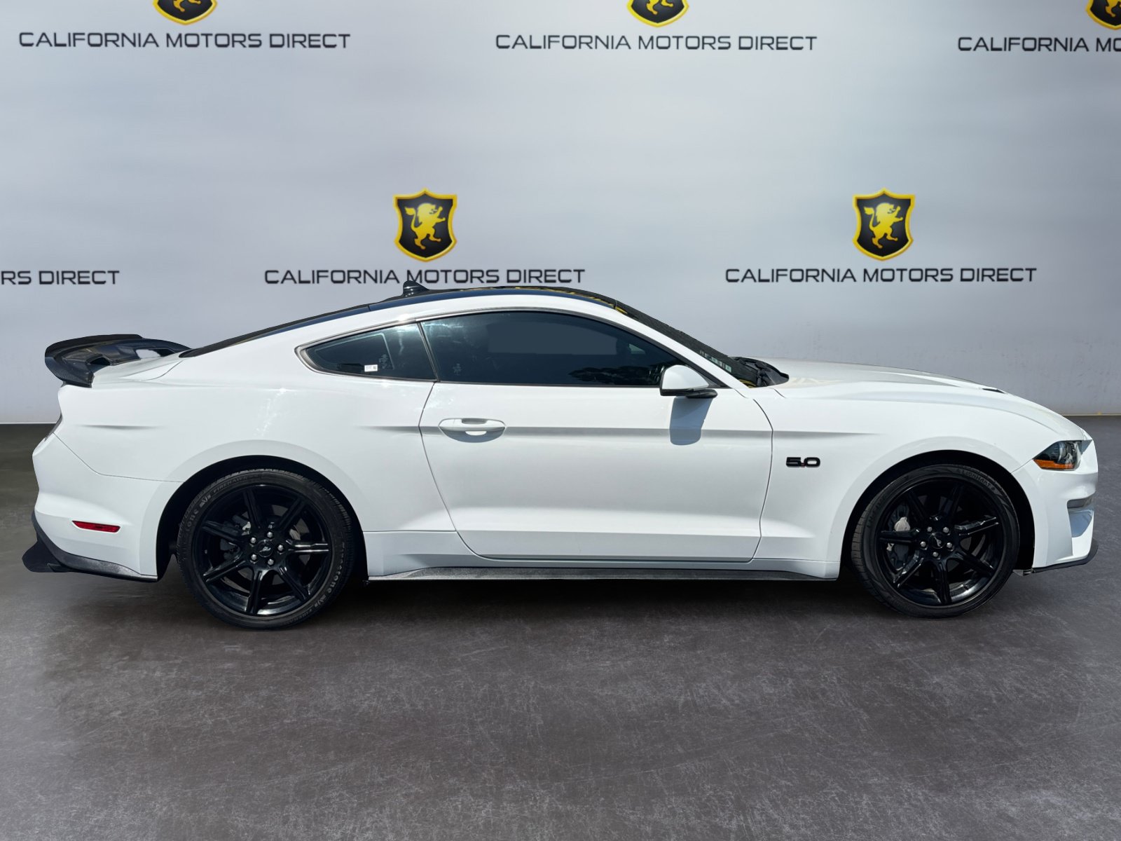 Used 2020 Ford Mustang GT Premium w/ Black Accent Package RWD image 6