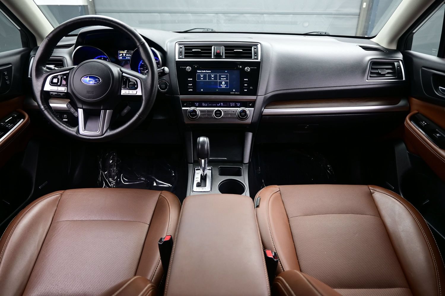 Used 2017 Subaru Outback 2.5i Touring w/ Popular Package #5A AWD/4WD image 18