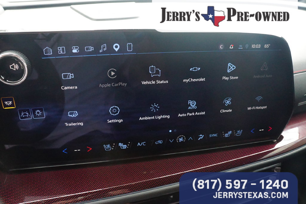 Used 2026 Chevrolet Traverse RS FWD image 12