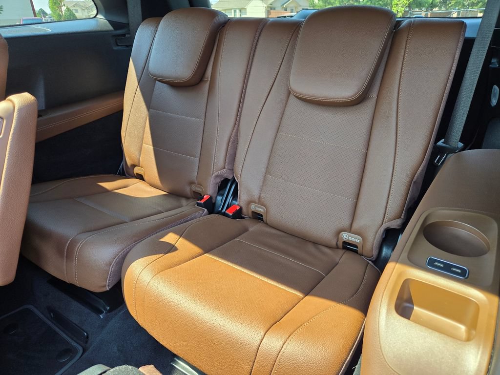 Used 2024 Mercedes-Benz GLS 450 4MATIC image 5