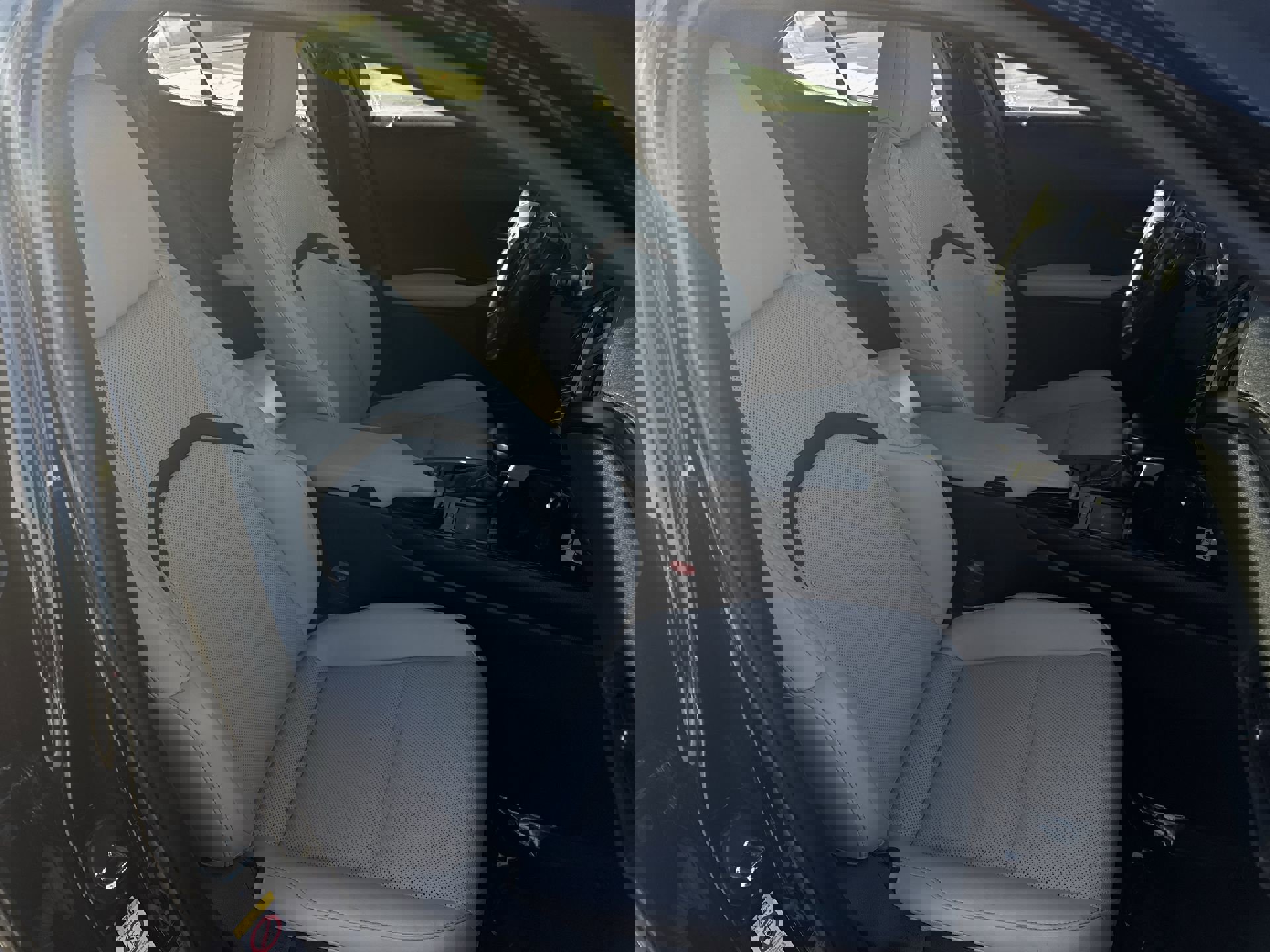 Used 2019 Lexus UX 250h image 30