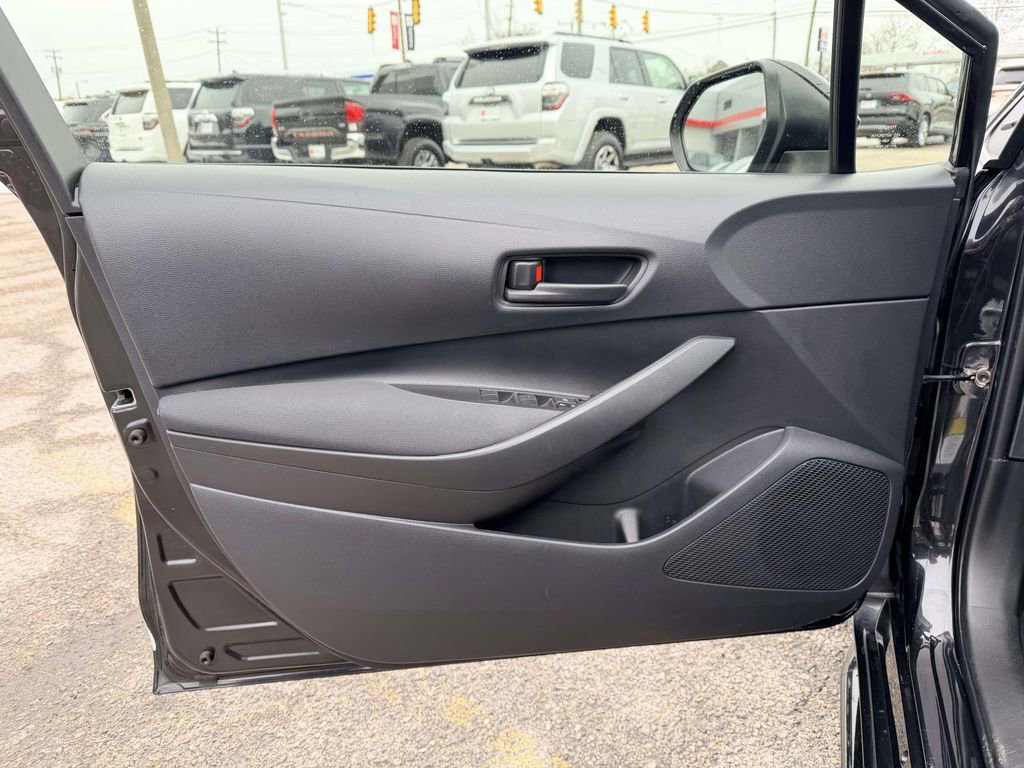 Certified 2022 Toyota Corolla LE w/ Carpet Mat Package (TMS) image 17
