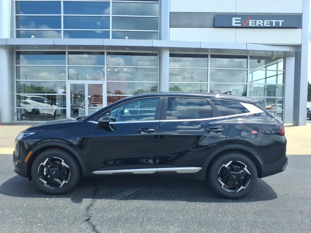 New 2026 Kia Sportage EX FWD image 4