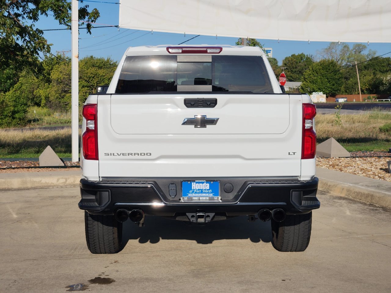 Used 2025 Chevrolet Silverado 1500 LT Trail Boss w/ Convenience Package II AWD/4WD image 6