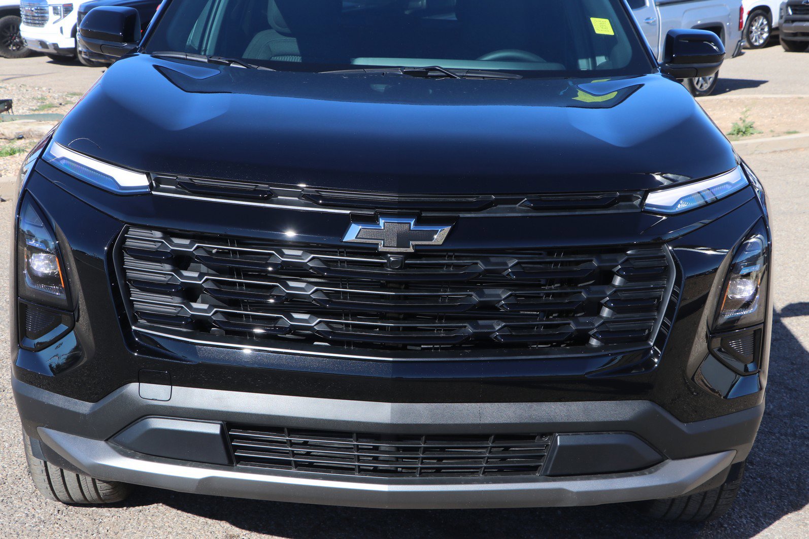 New 2026 Chevrolet Equinox LT w/ Midnight Edition video 2