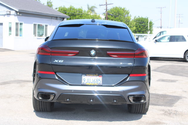 Used 2024 BMW X6 xDrive40i w/ M Sport Professional Package AWD/4WD image 4
