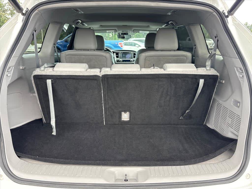 Used 2019 Toyota Highlander Limited AWD/4WD image 28