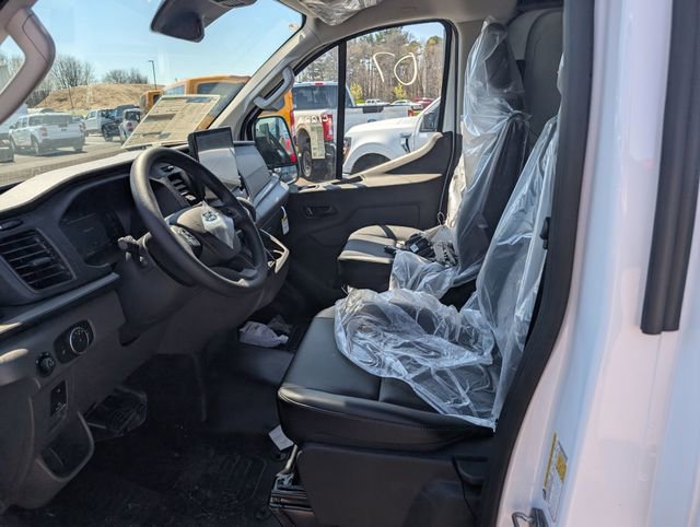 New 2026 Ford Transit 250 Low Roof RWD image 12