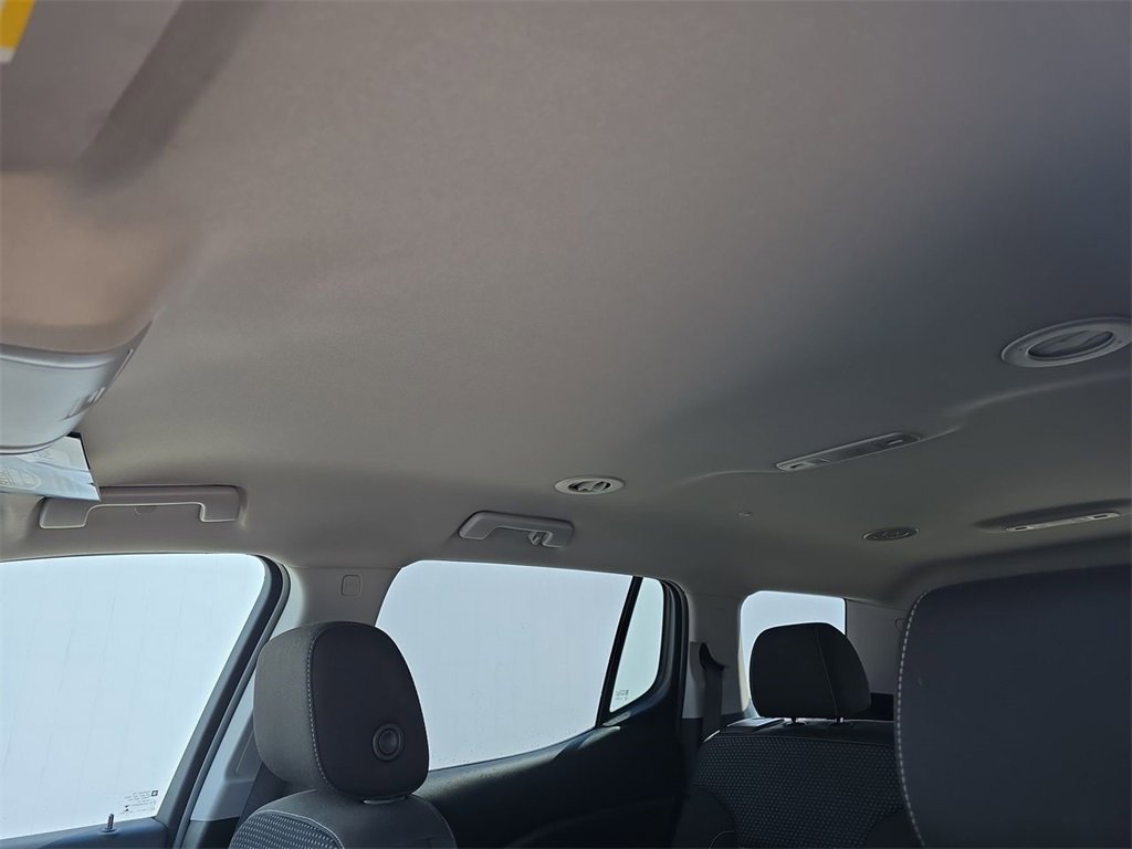 Used 2023 GMC Acadia SLE w/ Driver Convenience Package image 19