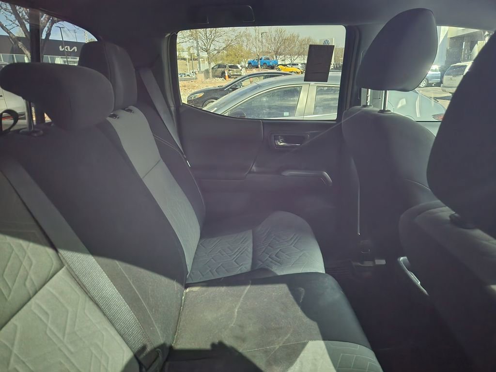 Used 2023 Toyota Tacoma TRD Off-Road w/ Black Out Package (TMS) AWD/4WD image 11