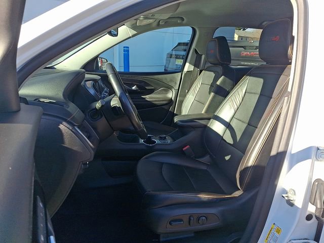 Used 2022 GMC Terrain AT4 image 14