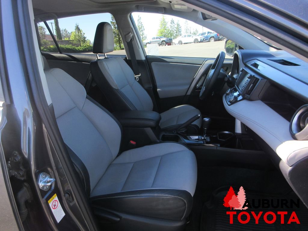 Used 2017 Toyota RAV4 Limited w/ Advanced Technology Package image 14