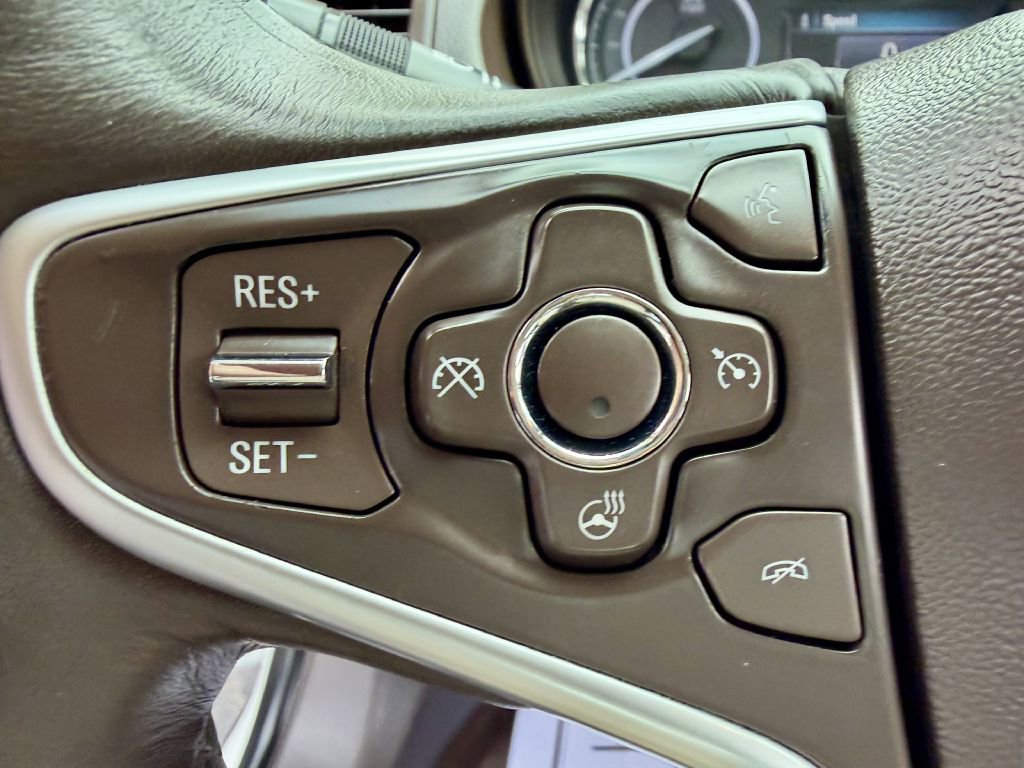 Used 2016 Buick Regal Premium FWD image 23