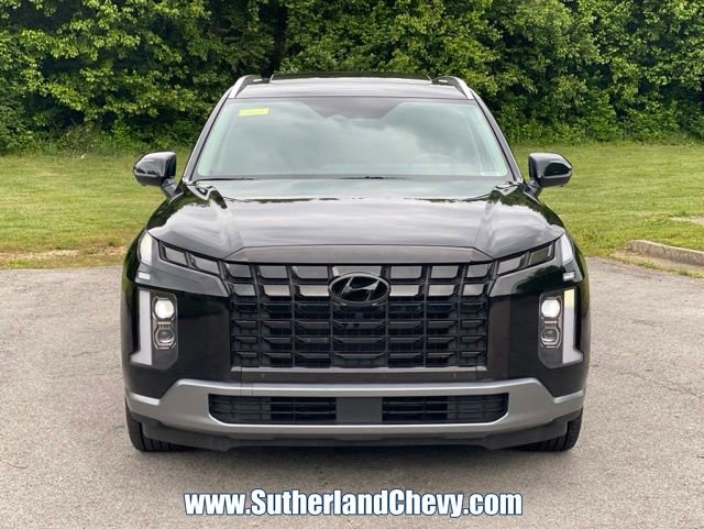 Used 2024 Hyundai Palisade Limited AWD/4WD image 2