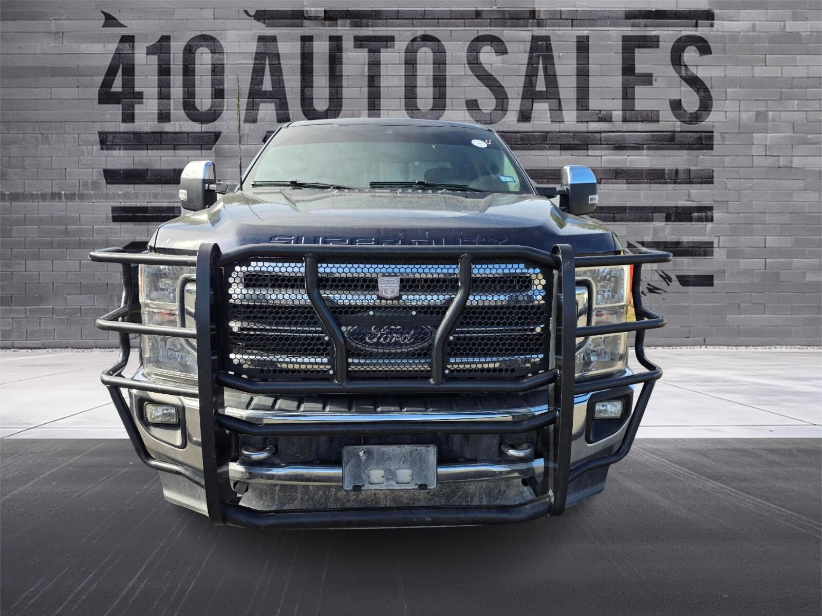 Used 2021 Ford F250 Lariat w/ Chrome Package AWD/4WD image 2